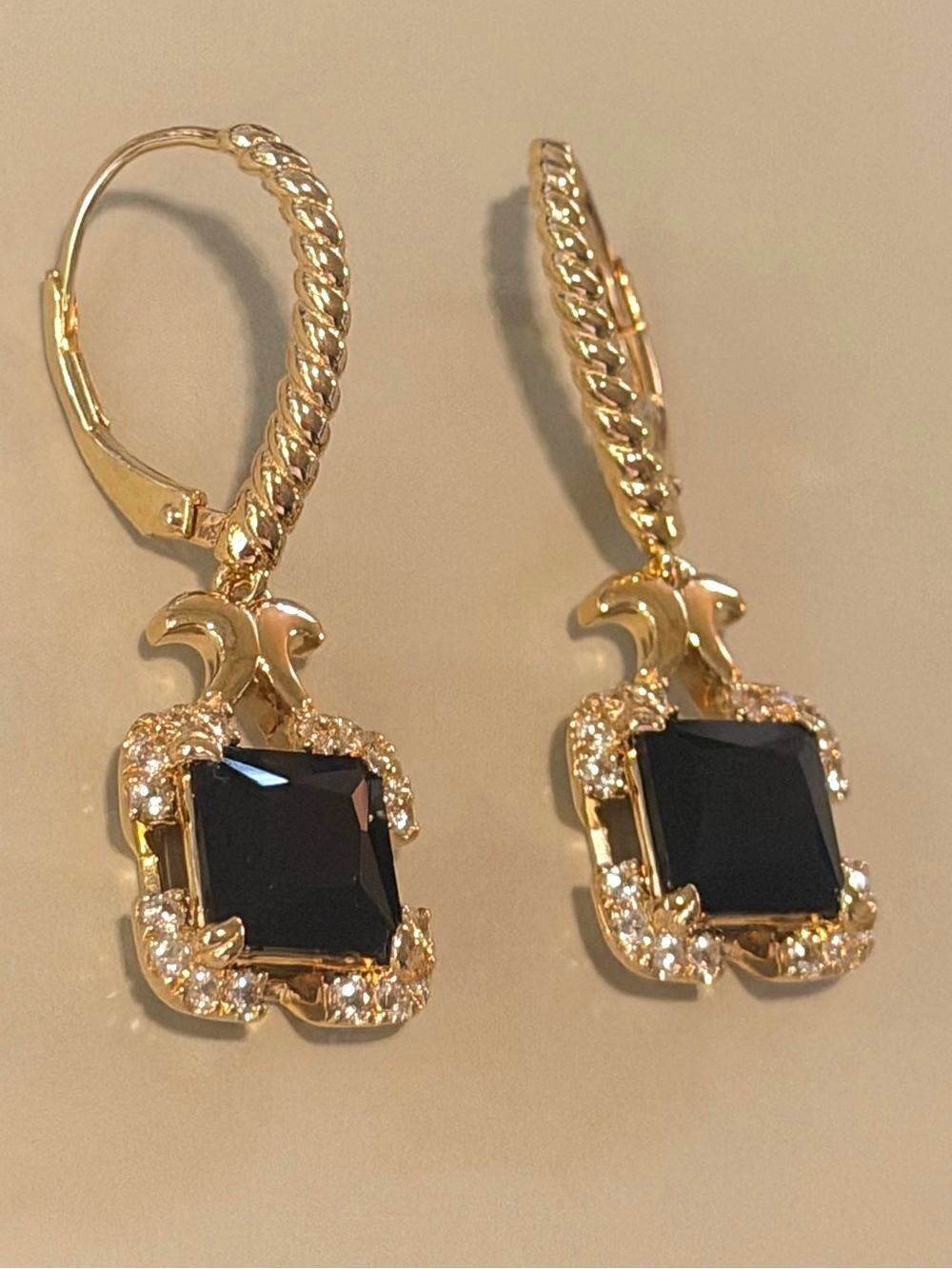 CHRISTOPHER JAMES by Scott James Beautiful Dangle Gem Earrings NIB $188!!